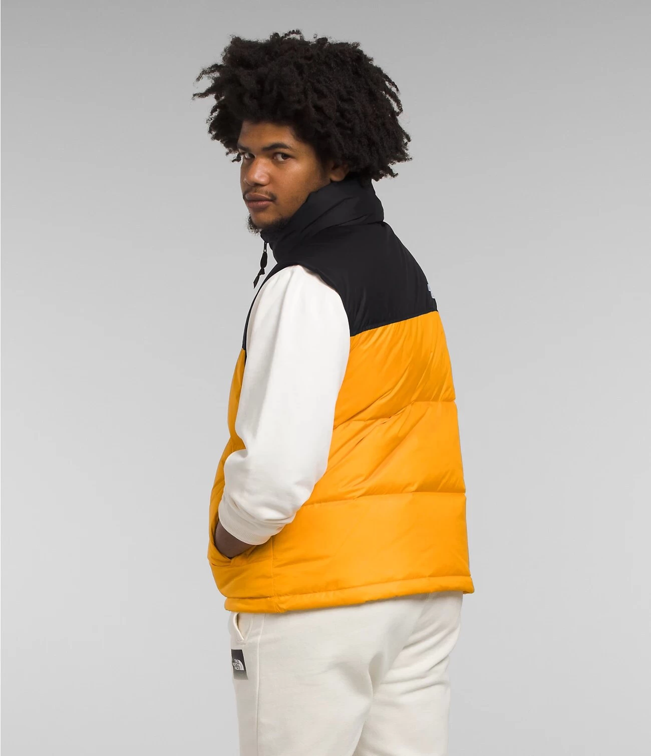 The North Face 1996 Retro Nuptse Vest Summit Gold/ TNF Black - Image 2