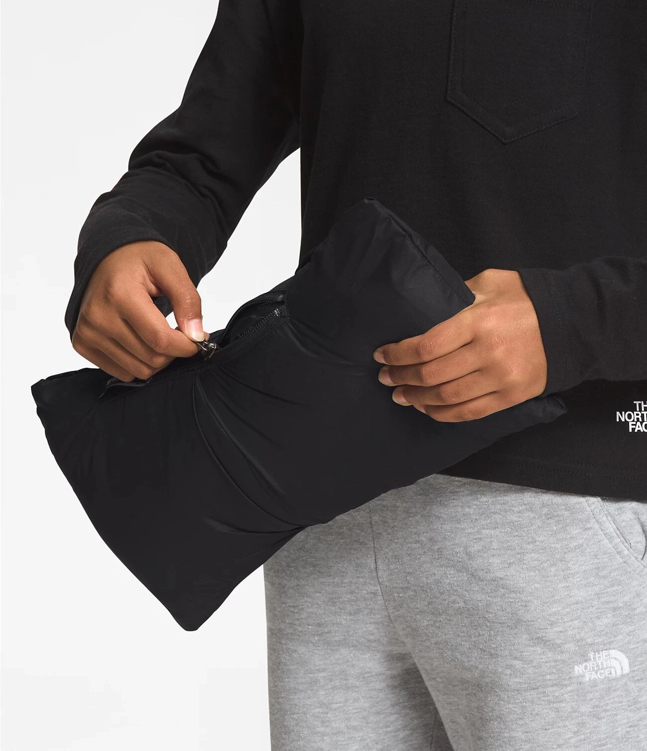 The North Face Teen's 1996 Retro Nuptse Jacket TNF Black - Image 5