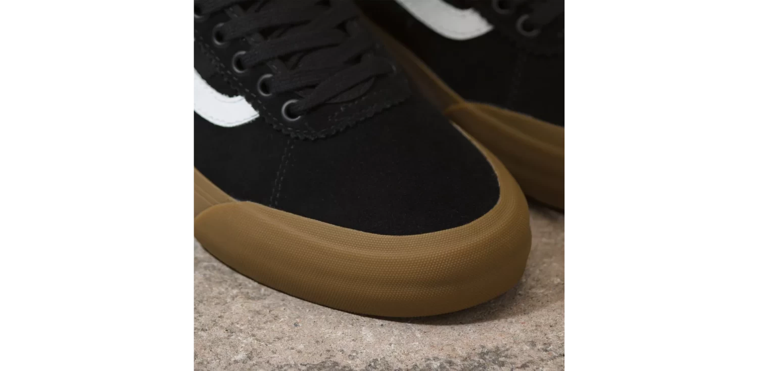 Vans Chima 2 Shoes Black/Gum - Image 5